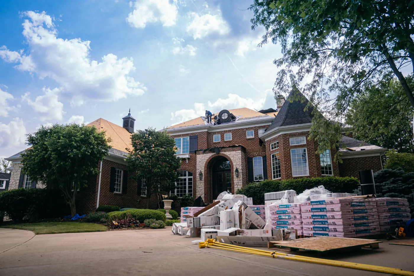 Commercial roof inspection documented in Woodshire